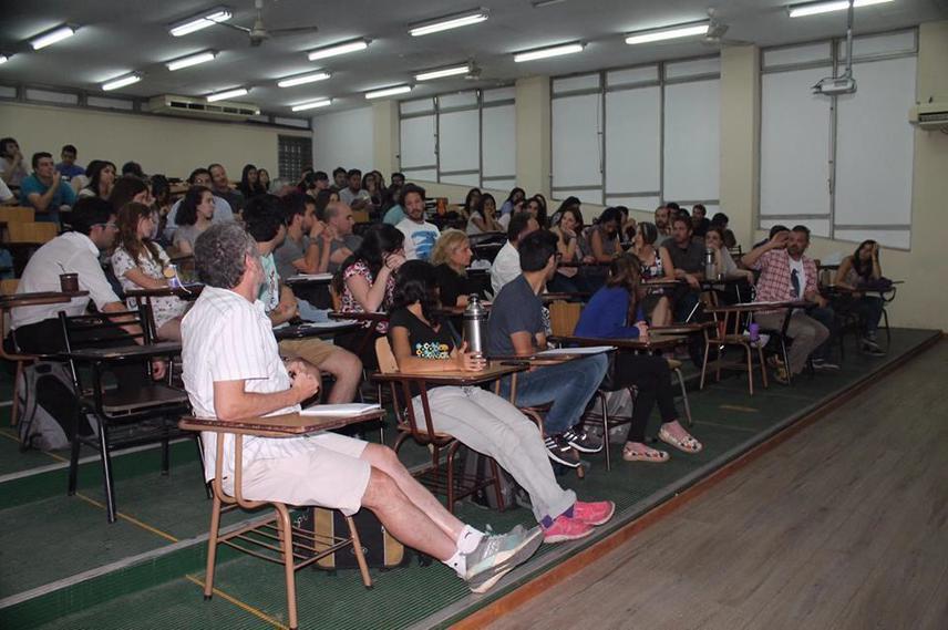 Discussion during the open workshop.