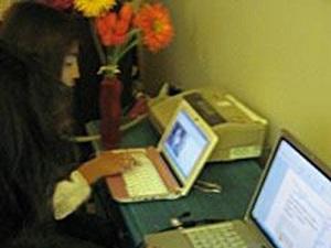 Ericka Ceballos and team doing the e-monitoring in Ecuador.