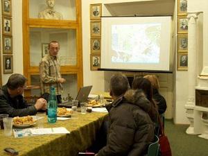 Presenting the project to the experts.