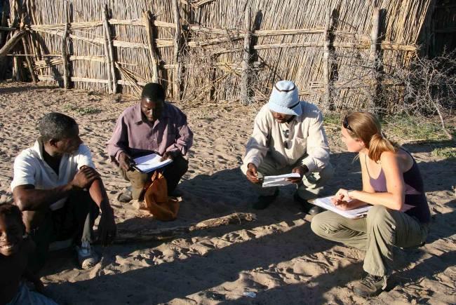 Farmer consultation in Teekae Village, nr Seronga.