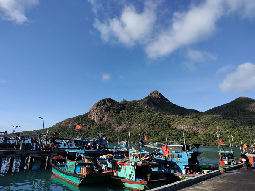 Ben Dam Seaport, Con Dao Archipelago, Vietnam. ©Tuyen Le-Tran.