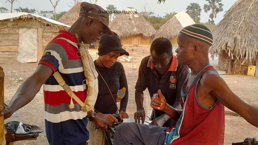 Collecting community knowledge on butterflies using structured questionnaires © Hassanatu, 2026