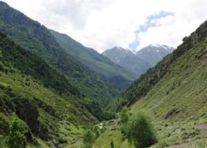 The upper Samur River.