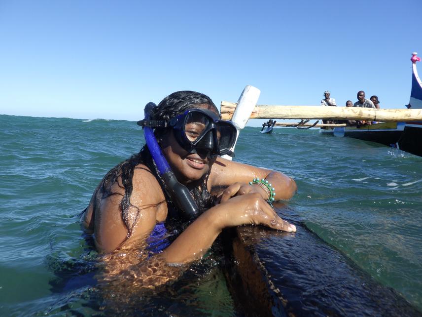 Volunteers involved for coral restoration and conservation © MASOAVA Joel Arnaud