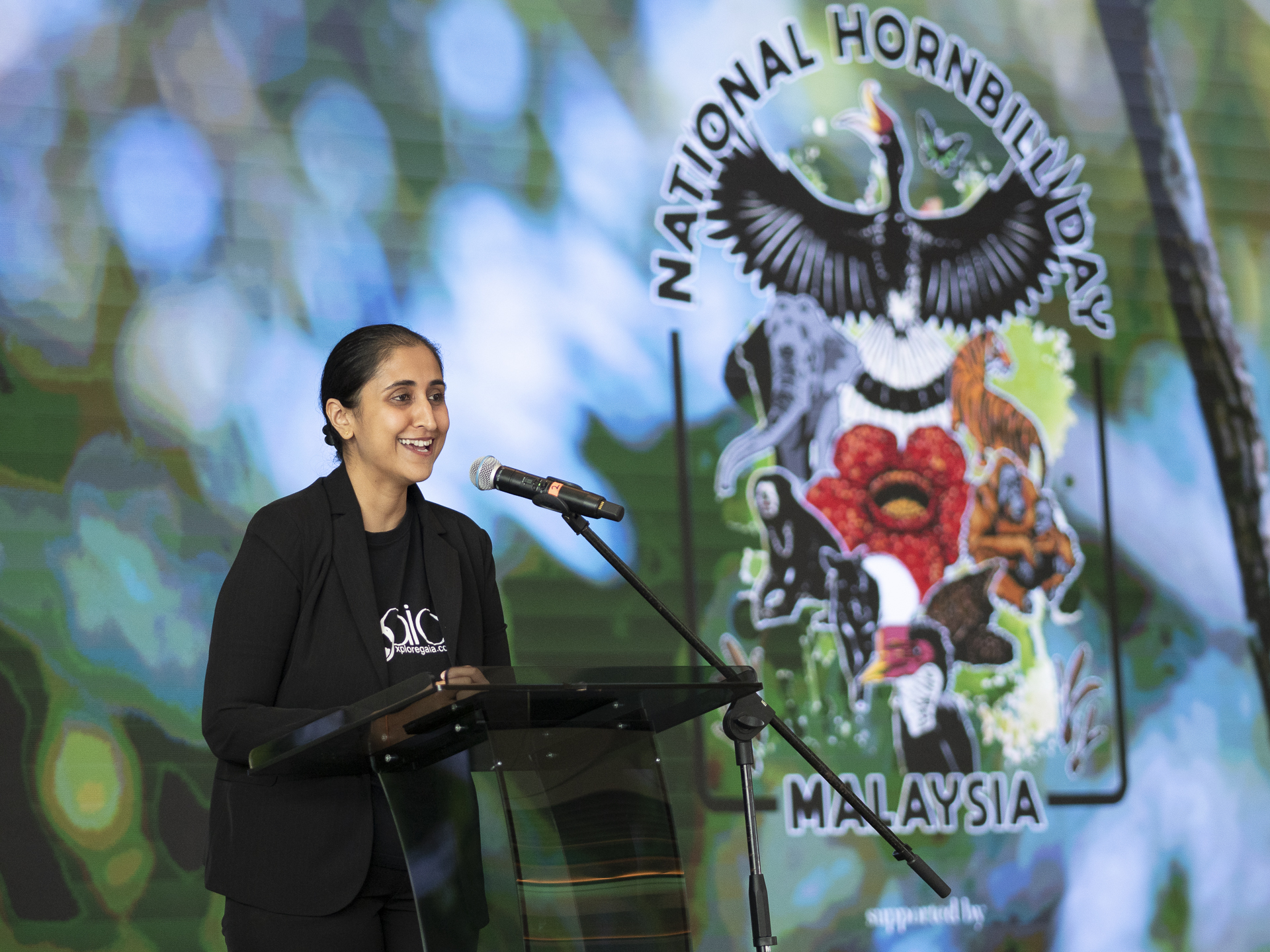 Good News Double Bill: National Day and Stunning Stamps Raise Awareness for Hornbills in Malaysia image